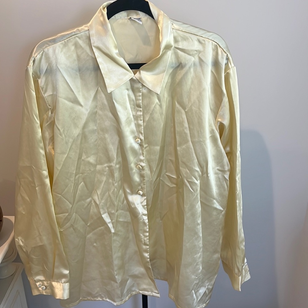 Yellow silk button up top large